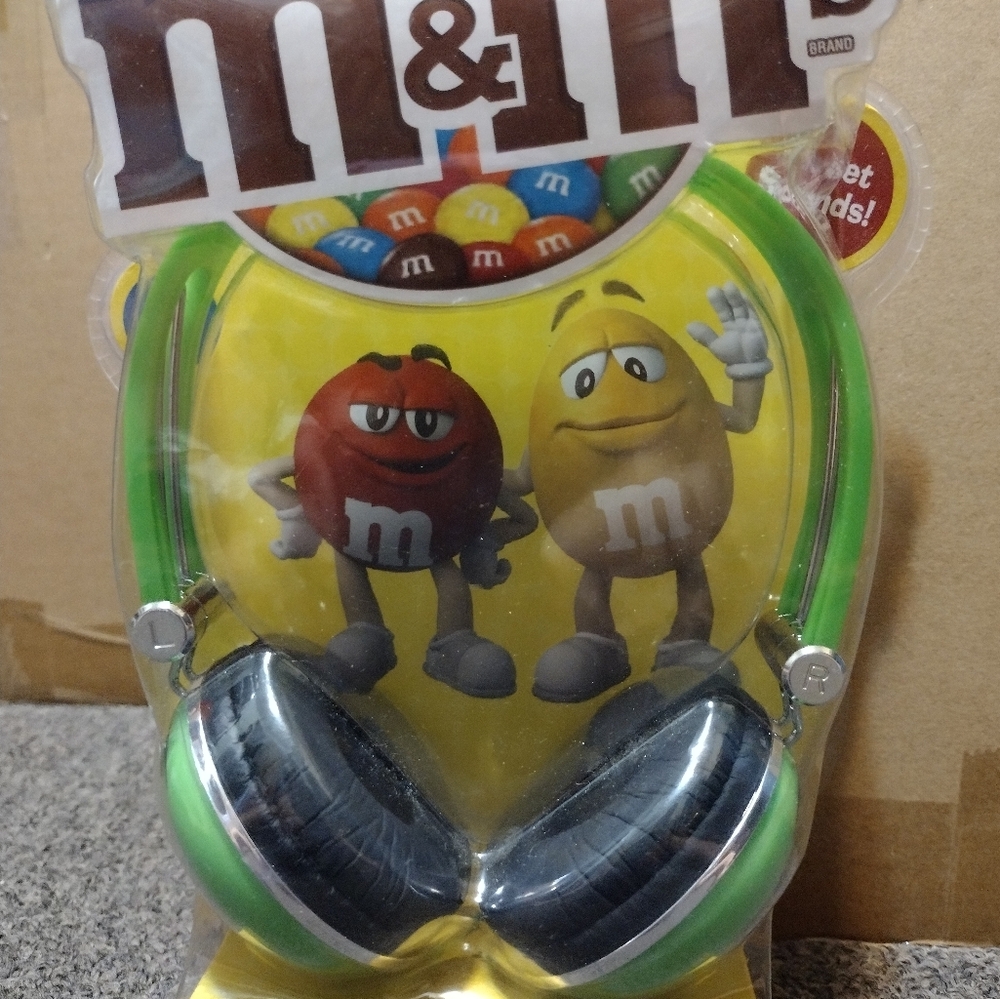 M & M's Sweet Sound Stereo Wireless Headphones